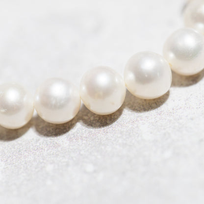 CLASSIC PEARL NECKLACE